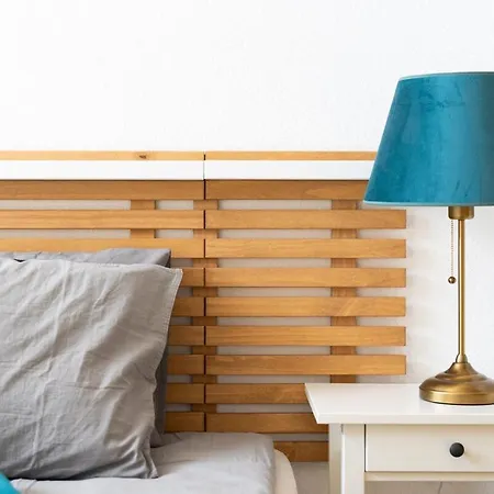 Pool View Cactus Apartman