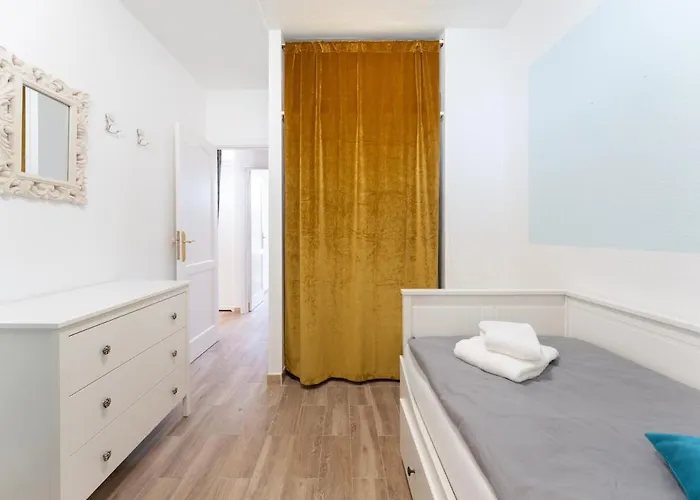 Apartment Pool View Cactus Playa del Ingles (Gran Canaria)